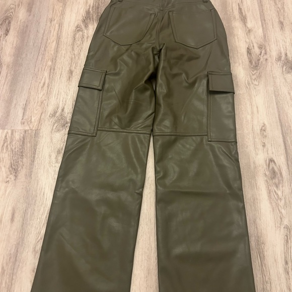 Abercrombie and Fitch womens leather 90s wide leg 25(0) short Curve love - Picture 3 of 7